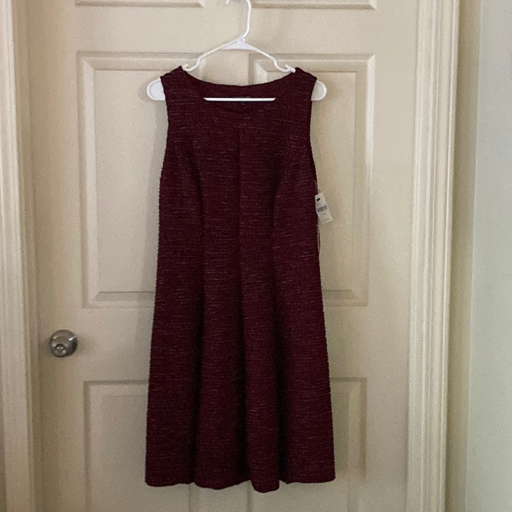 Burgundy short sleeveless dress Size 10/12